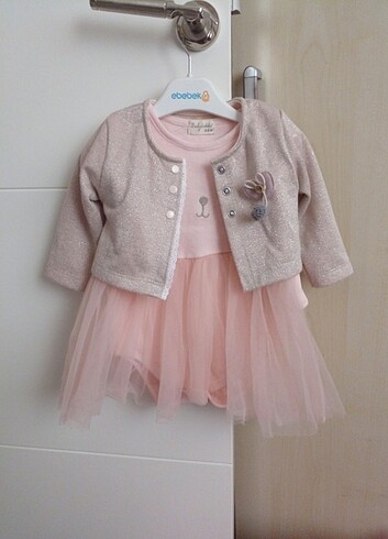 Bebek elbisesi