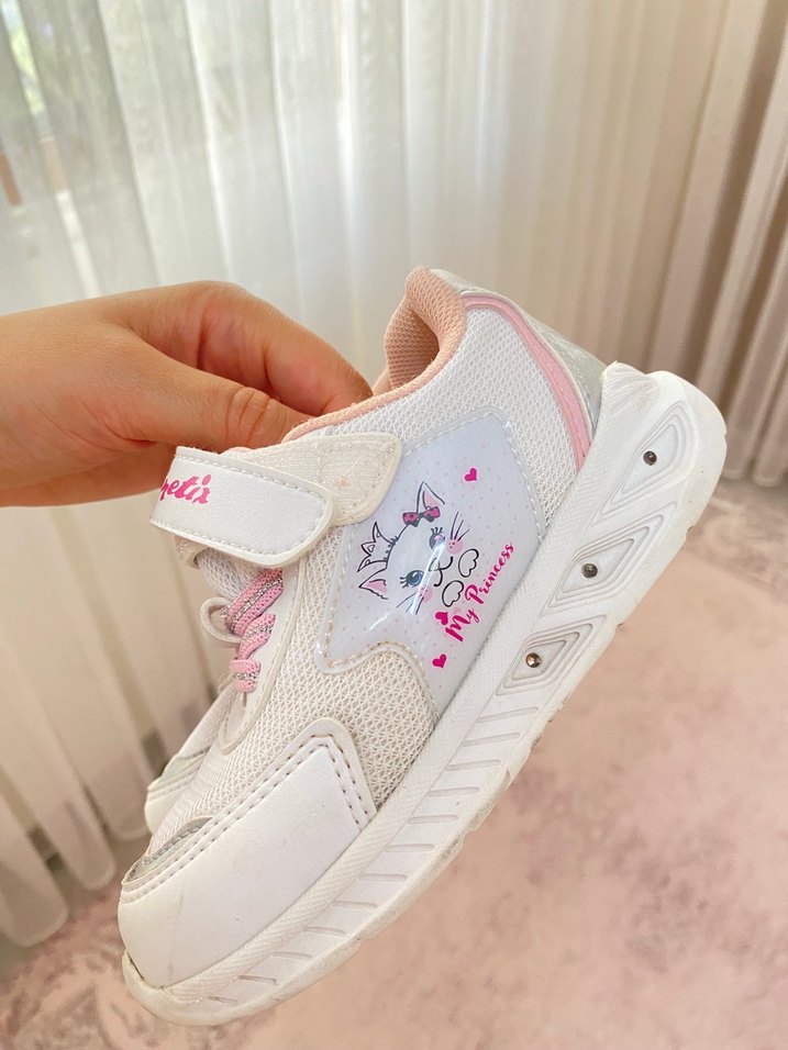 Beyaz silver ışıklı spor ayakkabı - Görsel 4