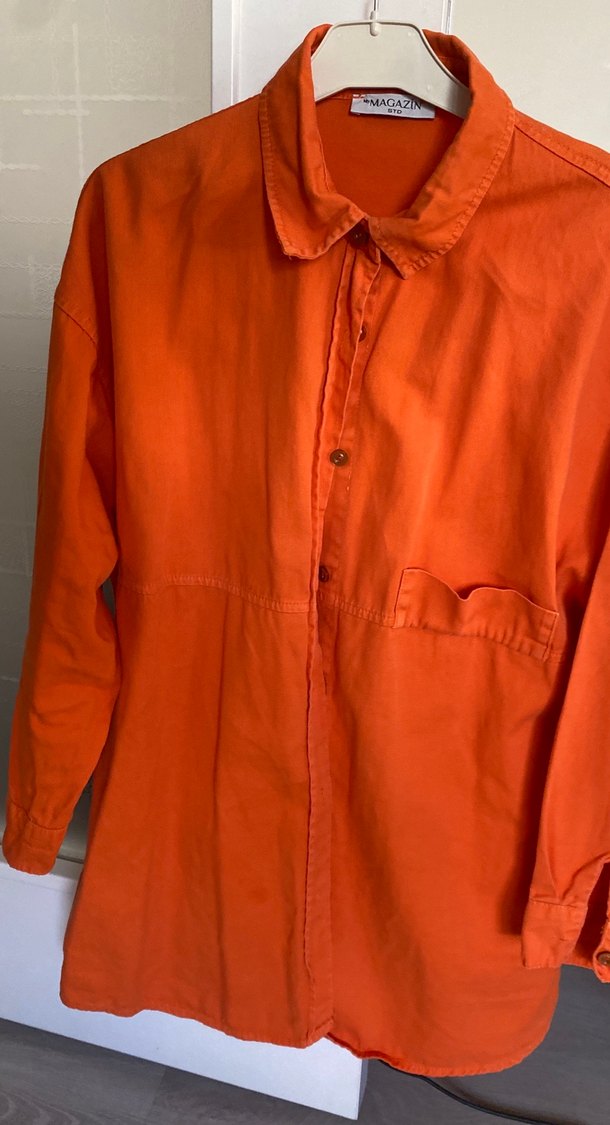 Turuncu Gömlek - Görsel 4