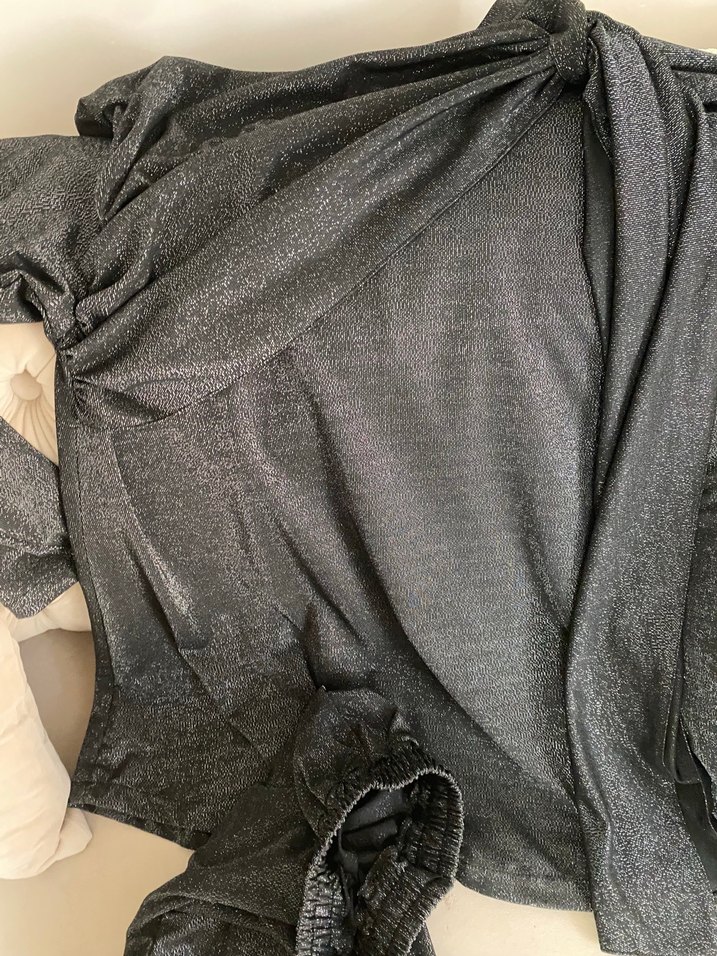 Uzun Kollu Yüksek Yakalı Siyah gri ışıltı takım - Görsel 2