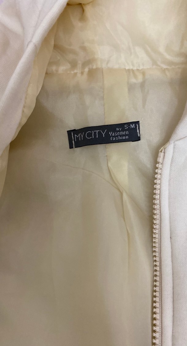 Beyaz Fermuarlı Kolsuz Yelek - Görsel 2