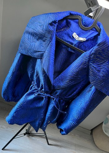 Kısa Mavi Drapeli jakar abiye ceket - Görsel 3