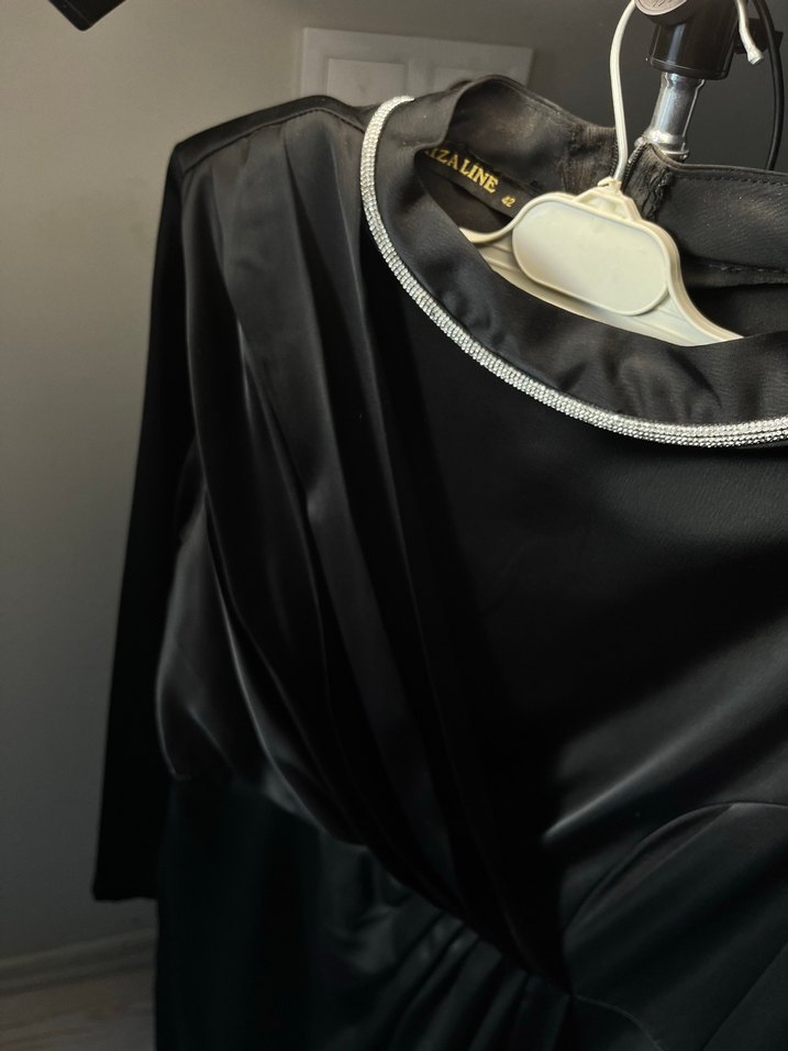 Uzun Siyah Drapeli Kadın Elbise abiye tesettür - Görsel 2