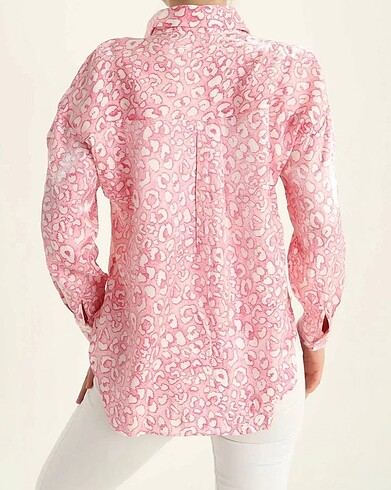 Refka Tesettür Giyim Pembe leopar desenli saten gömlek
