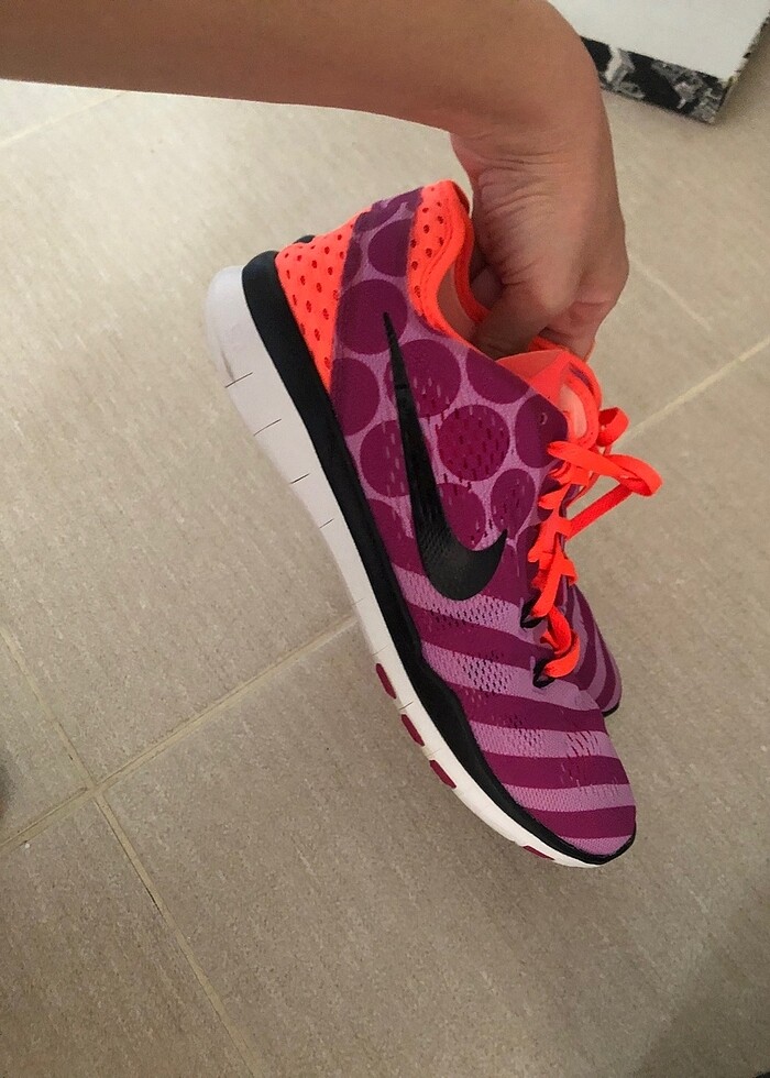 Nike spor ayakkabı - Görsel 2