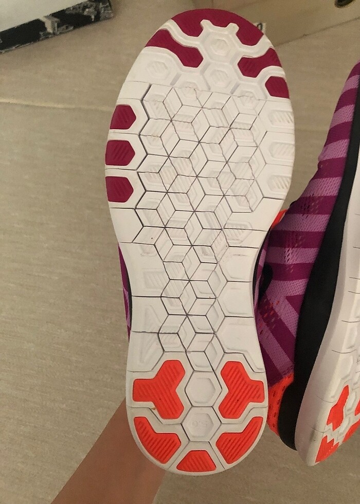 Nike spor ayakkabı - Görsel 3