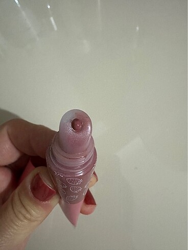  Beden Beaulis gloss ruj