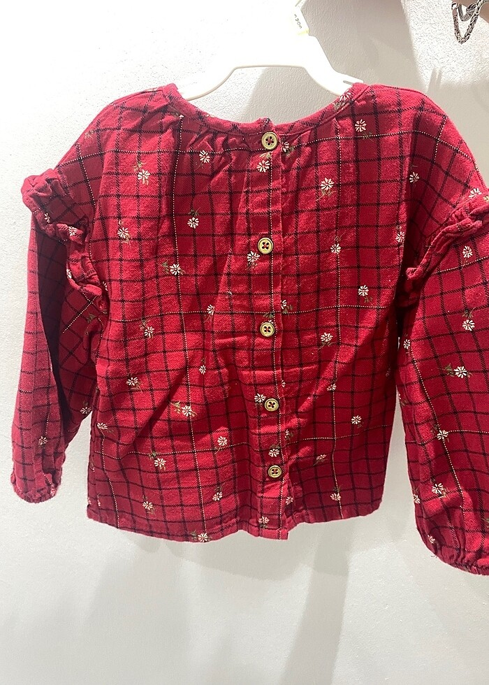 Çiçekli gömlek - Görsel 2