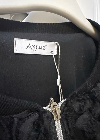 42 Beden beyaz Renk Nakışlı Kürklü Mini Kadın Ceket