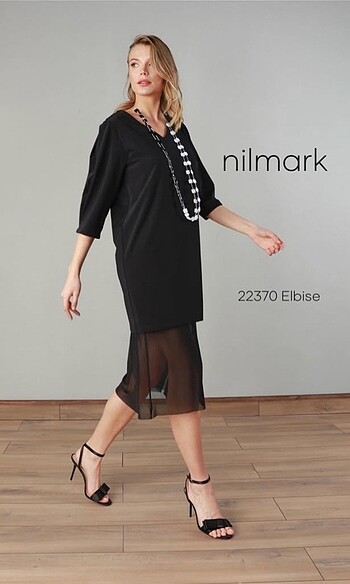 m Beden nilmark Siyah elbise