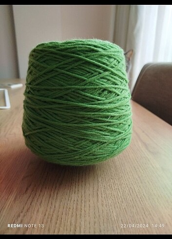 500 gr ?100 akrilik tufting ipi