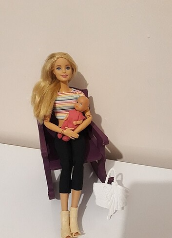 Barbie bebek eklemli ve minik bebeği 