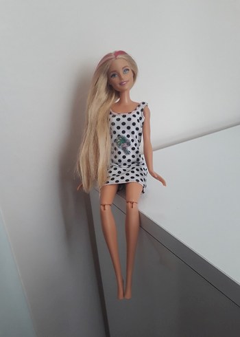 Beden Diz eklemli uzun saçlı barbie bebek