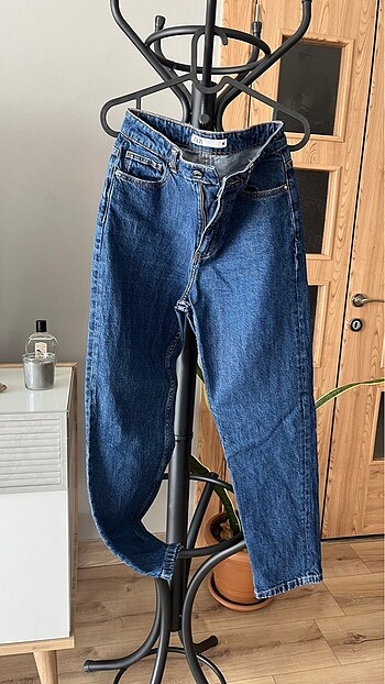 Zara Zara mom fit jean