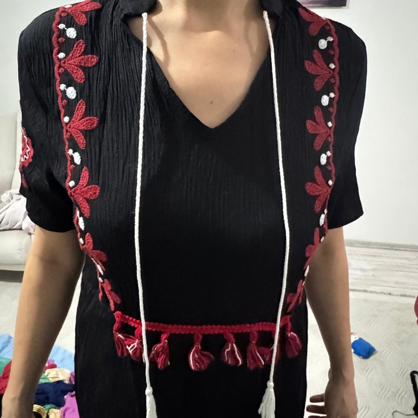 Bordo Nakışlı Bohem V Yaka Elbise - Görsel 2