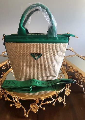 Prada Hasır Yeşil Fermuarlı Bohem Kadın Çantası