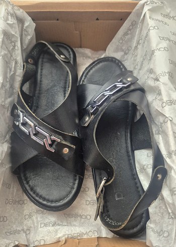 Siyah Deri kadın Sandalet, Tokalı, Derimod orjinal