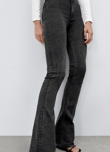 40 Beden siyah Renk Zara flare skinny jean