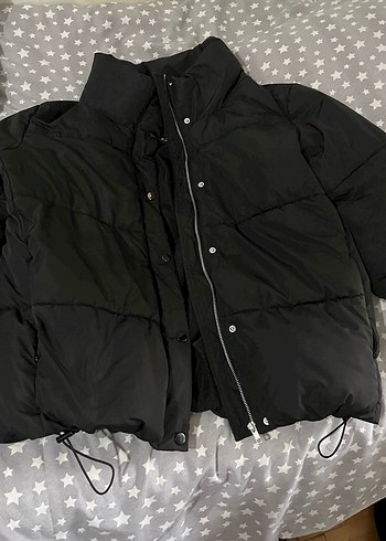 stradivarius mont
