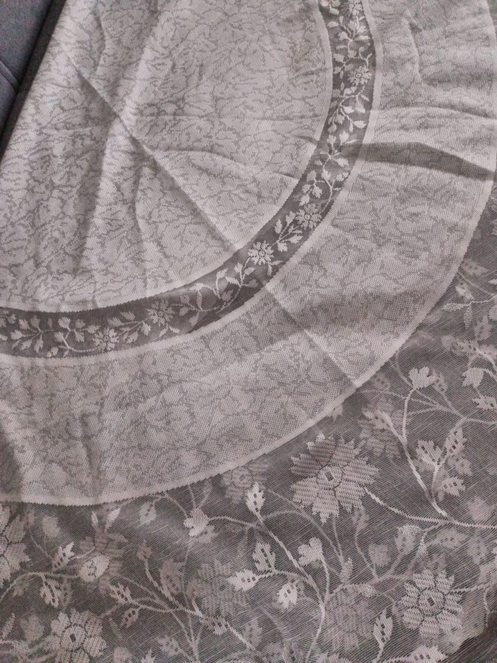 Yuvarlak Dertsiz Masa Örtüsü - Görsel 3