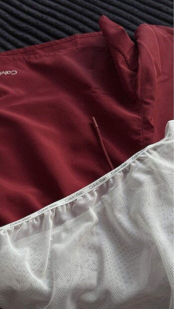 m Beden bordo Renk Calvin Klein Deniz Şortu