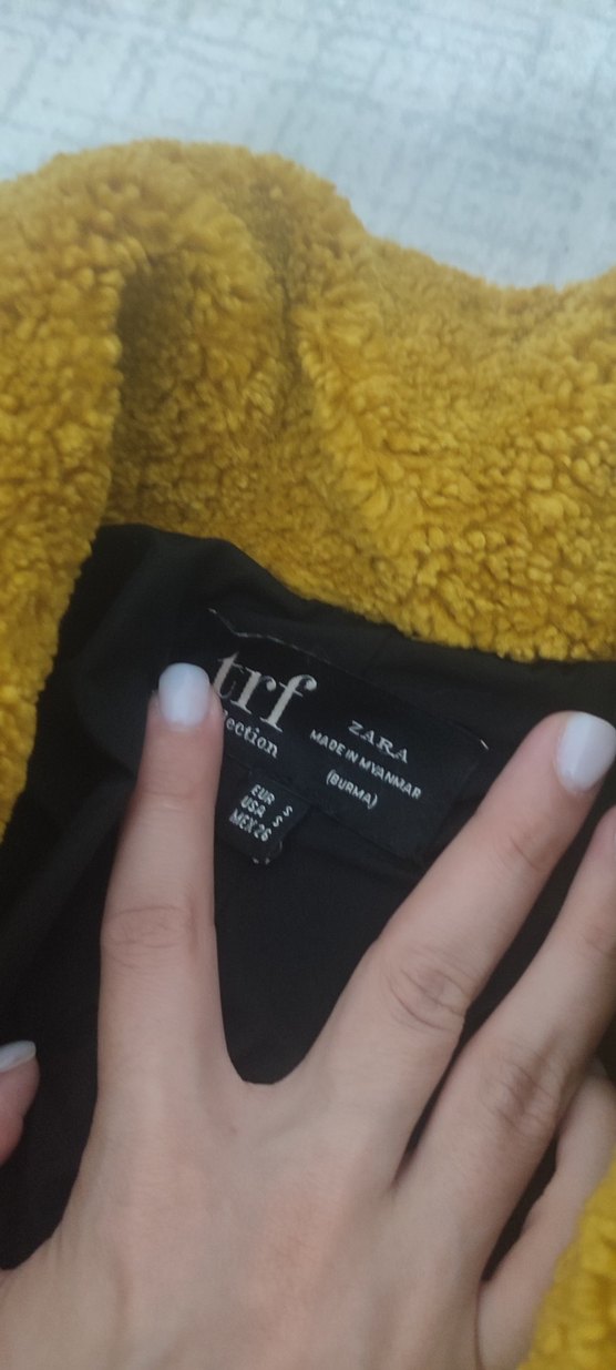 Sarı Düğmeli Midi Kadın Kaban - Görsel 4