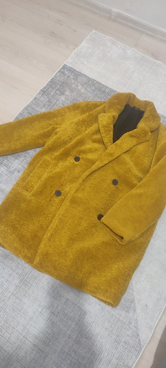 Sarı Düğmeli Midi Kadın Kaban - Görsel 2