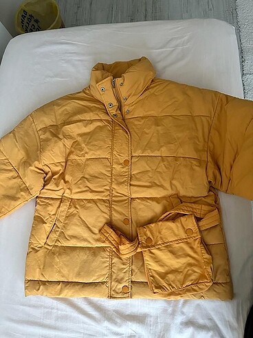 Pull and Bear şişme mont