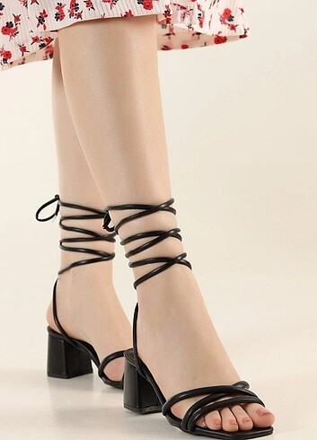Zara Topuklu sandalet FİYAT TEMSİLİ
