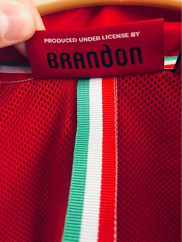 Ferrari Ferrari yağmurluk