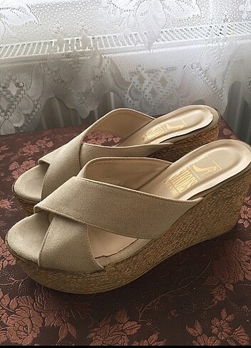 Shoes & More Dolgu terlik