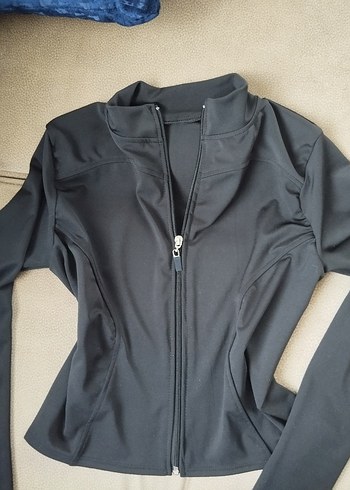 Siyah Yüksek Yakalı Uzun Kollu Spor Üst - Görsel 5