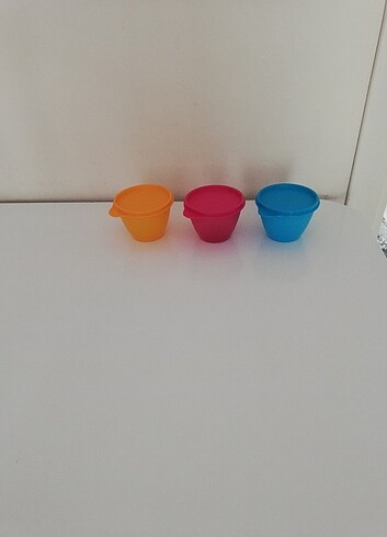Tupperware 