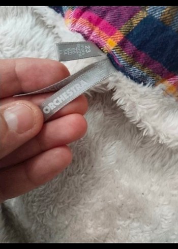 Renkli Düğmeli çocuk - Görsel 7