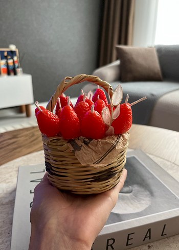 Çilekli Mum Sepeti - Görsel 2