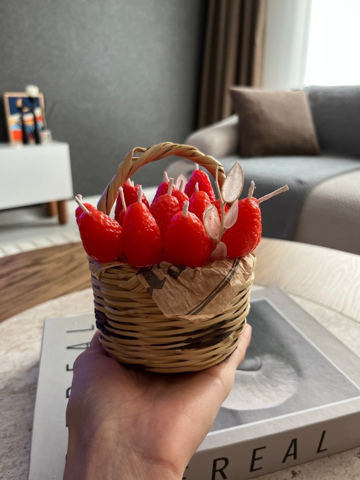 Çilekli Mum Sepeti - Görsel 2