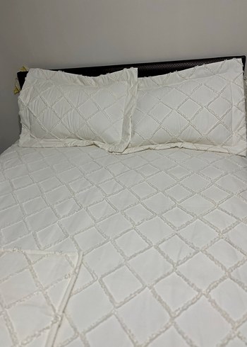 Beyaz  Kareli Yatak Örtüsü - Görsel 4