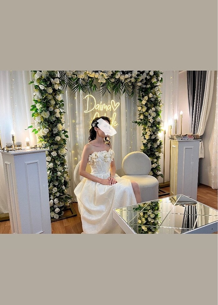 Gül detaylı abiye elbise - Görsel 2