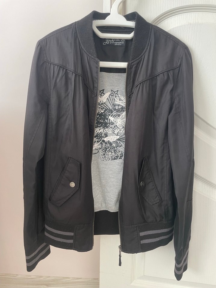 Siyah Fermuarlı Kadın Ceket - Görsel 2