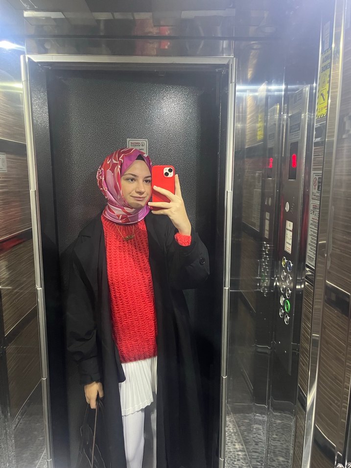 Kadın Kırmızı Örgü kazak - Görsel 4