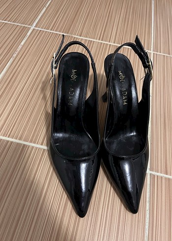 Klasik Siyah Rugan Stiletto Tokalı Kadın Ayakkabı - Görsel 2