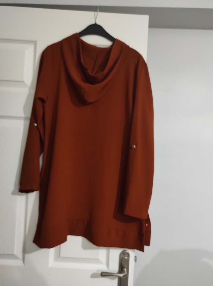 Düğmeli Kahverengi Midi Kadın Tunik - Görsel 3