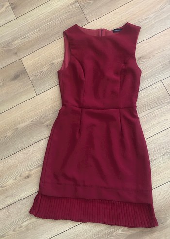 Bordo Pilili Yüksek Yakalı Kolsuz Kalem Elbise