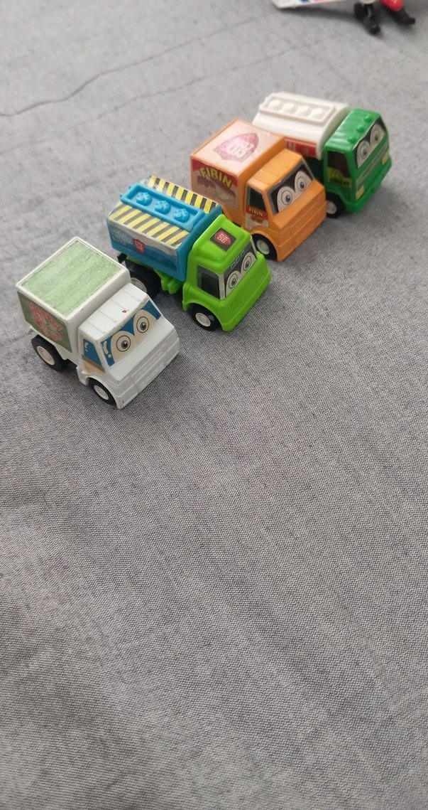 Renkli Mini Oyuncak Kamyonlar Seti - Görsel 2