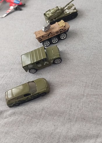 Hareketli Mini Askeri Oyuncak Araba Seti - Görsel 3