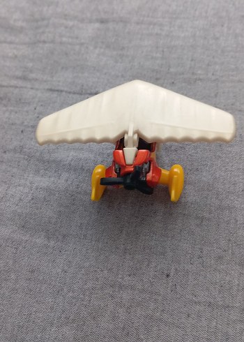 Renkli Kanatlı Mini Uçak Figürü - Görsel 3