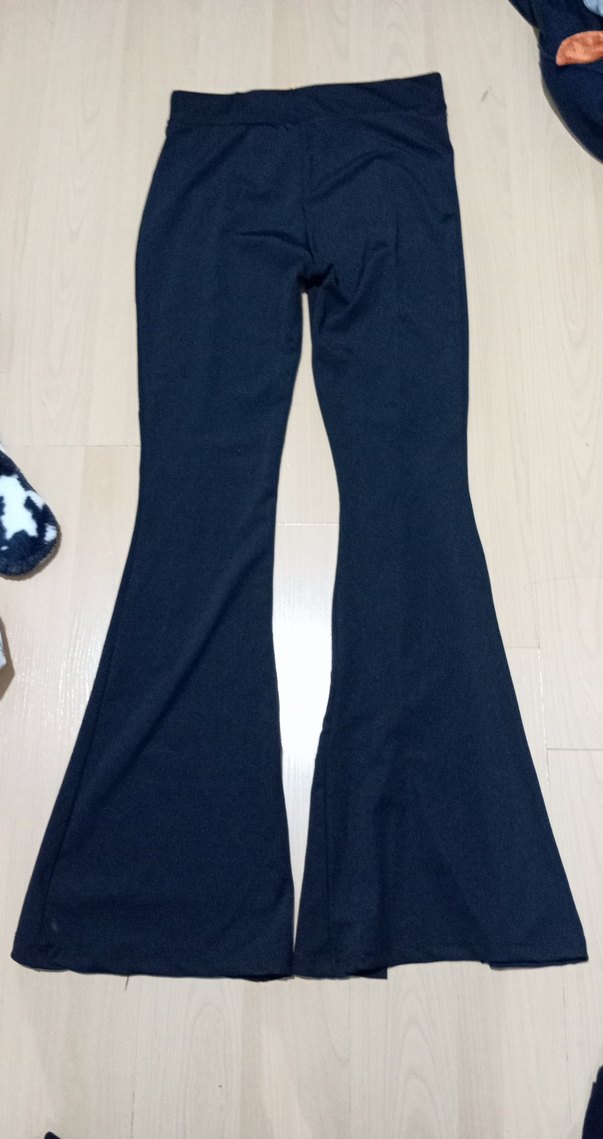 Siyah Kadın Yırtmaçlı İspanyol Paça Pantolon - Görsel 3