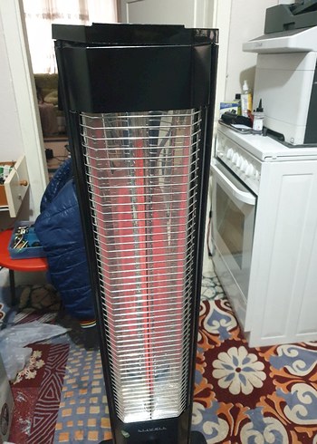 Luxell 1800W Dikey KULE TİPİ Karbon Isıtıcı Siyah - Görsel 2