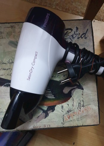 Philips SalonDry Compact 1600W Saç Kurutma Makinesi - Görsel 10