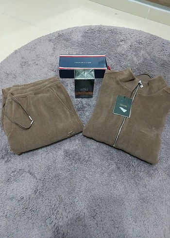 TOM FORD ERKEK EŞORFMAN TAKIMI XL BEDEN - Görsel 4